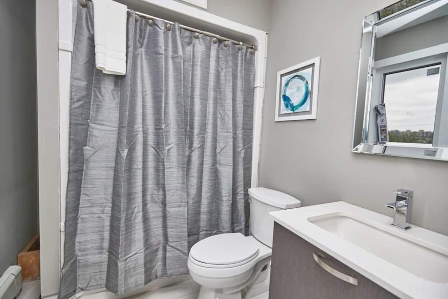 Clifton Hill Hideaway 2a - Two Bedroom